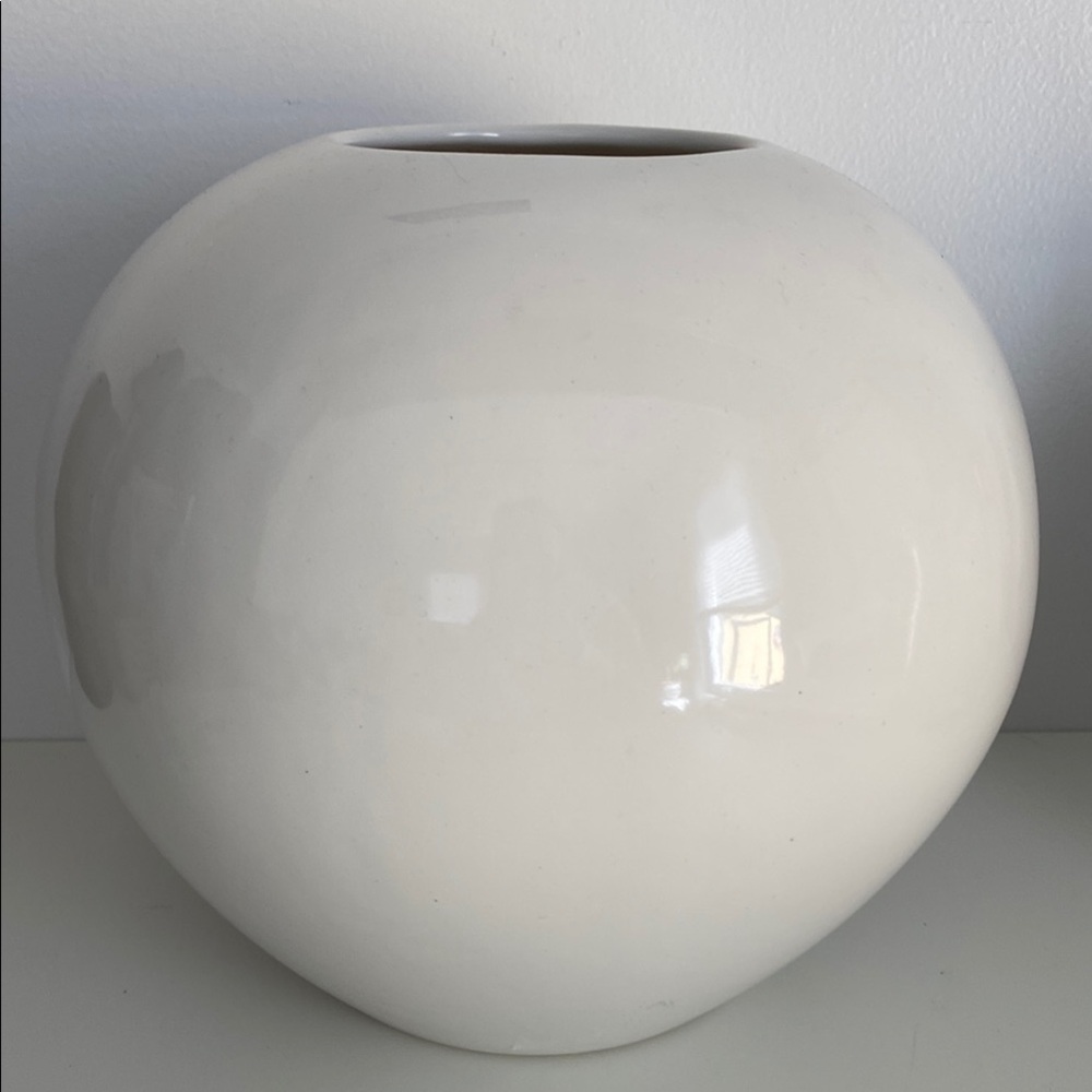 Elegant White Ceramic Vase